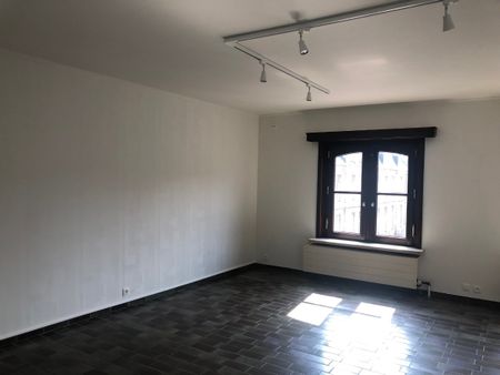 Appartement met 2 slaapkamers in het centrum van VEURNE. - Foto 3