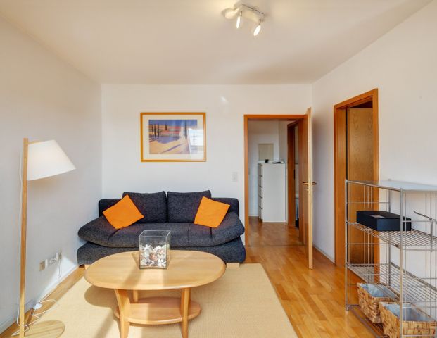 Bright, furnished attic apartment for rent - Photo 1