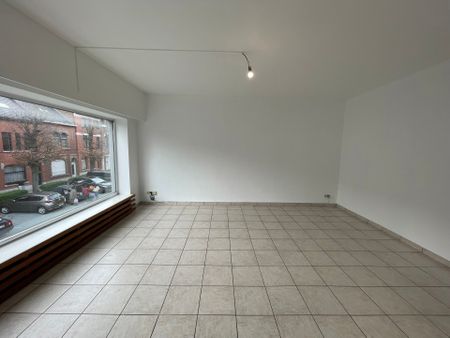 NINOVE - Gerenoveerd appartement vlakbij het centrum. - Foto 2