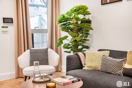 Sanday Drive Colindale NW9 - Photo 4