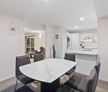 Peaceful & Private Living in Hobsonville - Photo 4