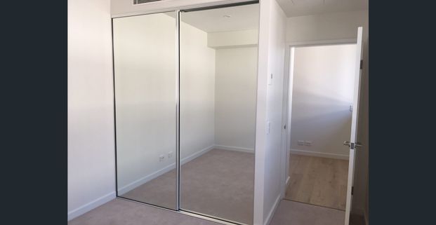 Luxurious North-Facing Two-Bedroom Apartment in the heart of St Ives - Photo 1