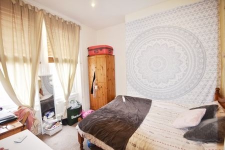 3 Bed - St Georges Terrace, Jesmond, Ne2 2dl - Photo 2