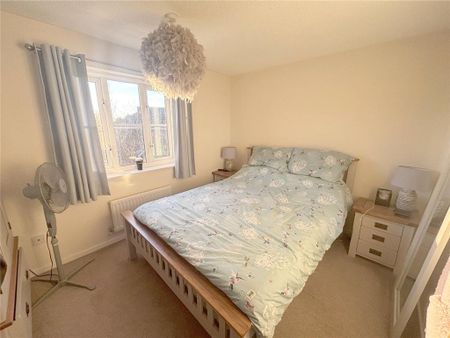 2 bedroom semi-detached house to rent - Photo 3