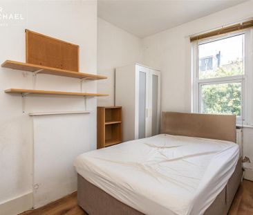 4 bedroom terraced house to rent - Photo 6