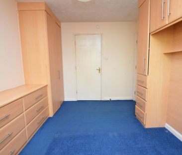 3 Bedroom Town House - Photo 2