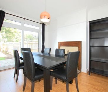 3 bedroom terraced house to rent - Photo 4