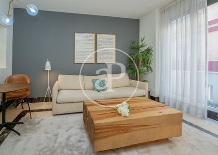 Flat for rent in Chueca - Justicia (Madrid) - Photo 2