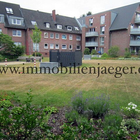 Alt-Garstedt - ruhige Wohnlage - helles Hochparterre mit großen Wohnbereich - Photo 1