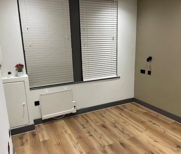 Studio to rent - Photo 6