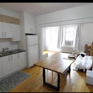 Studio 2e étage LIBRE - Photo 2