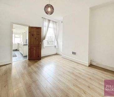 2 bedroom end of terrace house to rent - Photo 2