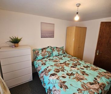 Room in a Shared House, Lordship Lane, N22 - Photo 4