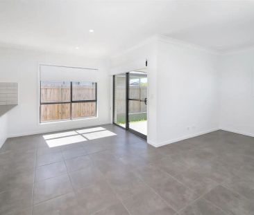 “"Charming Family Home for Rent in Browns Plains - Perfect Blend of... - Photo 1