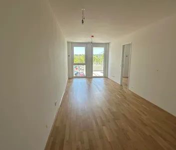 ZU HAUSE DIREKT AN DER U3 MIETE - Photo 1