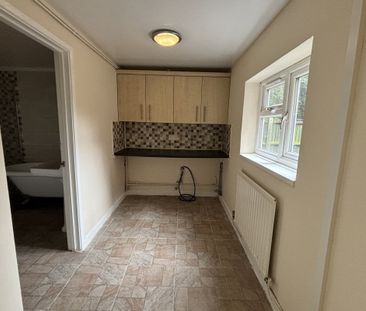 Portland Road - Photo 1