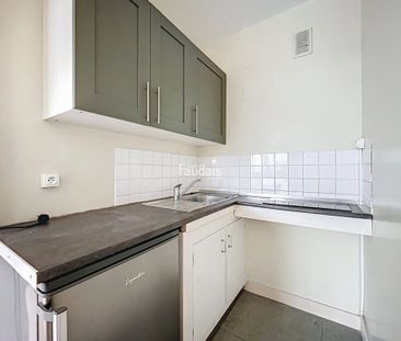 Location Appartement 1 pièce 30m² ST LO 50000 - Photo 2