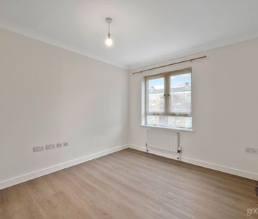 Nelson Grove Road, London, SW19 - Photo 5