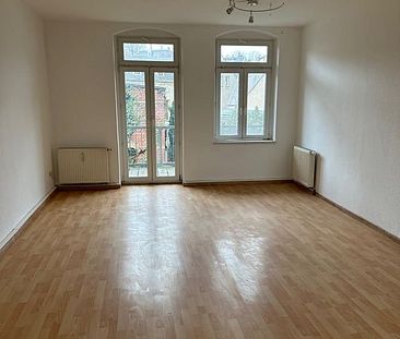 ++ 3-Raum-Wohnung mit Balkon und Pkw-Stellplatz ++ - Photo 5