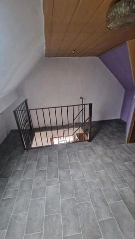 Zwei Etagen Wohnung in Völklingen Geislautern zu vermieten 5ZKB - Photo 3