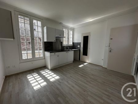 Location Appartement 1 pièce 21m² BRIE COMTE ROBERT 77170 - Photo 3