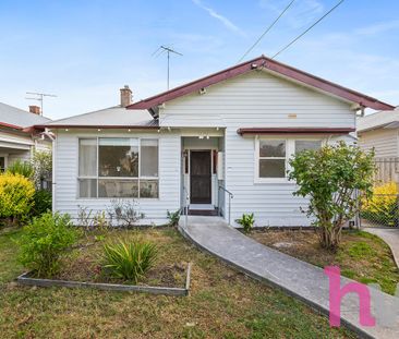 Stylishly Renovated Home in a Prime Lifestyle Location - Photo 6