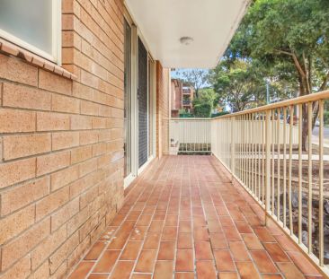 Impressive Two Bedroom Apartment For Lease In Sought After Location - Photo 5