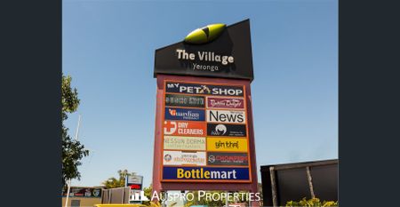 Spacious Studio - Water Bill Included - No Pets Allowed - Photo 2