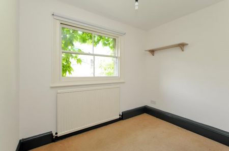 3 bedroom terraced house to rent - Photo 5