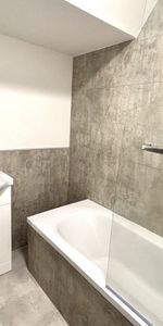 Wellington Street - Photo 4