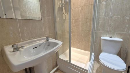 5 bedroom terraced house to rent - Photo 4