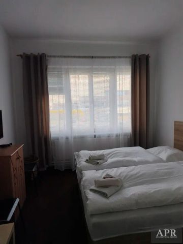Pronájem apartmánu 1+0 Uherský Brod - Mariánské náměstí - Фото 4