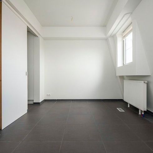 Appartement te huur - Photo 1