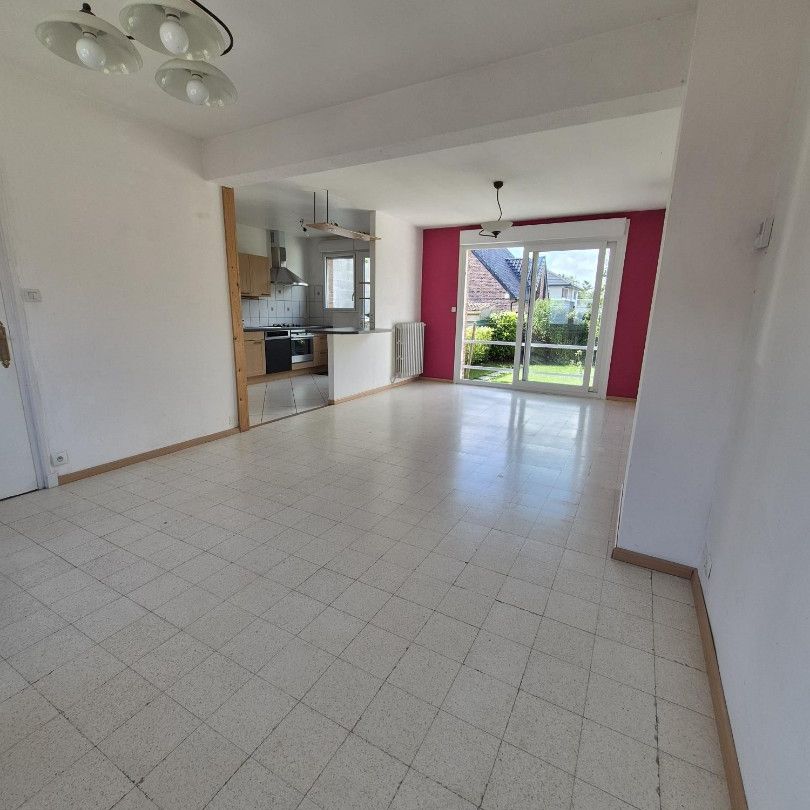 Location Maison 4 pièces 84m² CAMBRAI 59400 - Photo 1