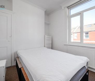 5 bedroom terraced house to rent - Photo 5