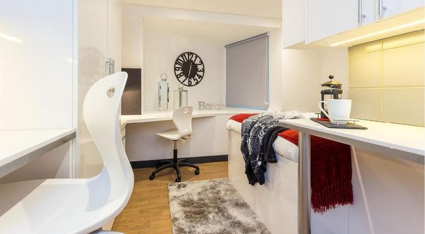 Studio to rent - Photo 1