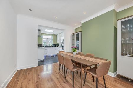 4 bedroom terraced house to rent - Photo 4