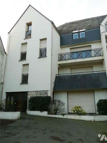 Pour visister, appeler le 02.23.55.91.17 VITRE. Un appartement T2 situé au 2ème étage gauche N... - Photo 4