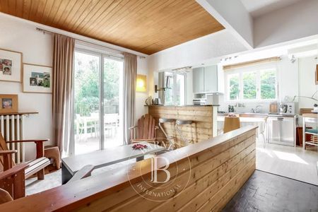 Tout savoir sur cette maison dans le quartier Jonchere-Malmaison-Saint Cucufa, à Rueil-Malmaison - Photo 4