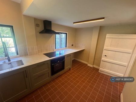 1 bedroom maisonette to rent - Photo 4