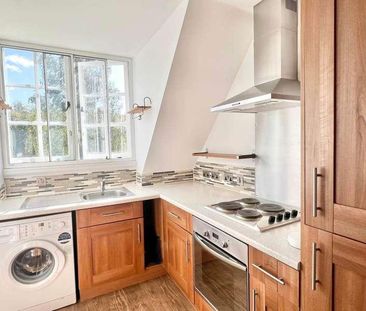 Merrymead House, Brentwood - Month Let, CM15 - Photo 5