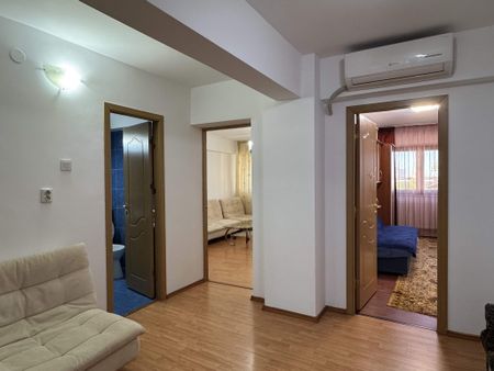 3 cam, decomandat, 80 mp., etaj 6, cu lift, CAM-uri - zona centrala - Photo 3