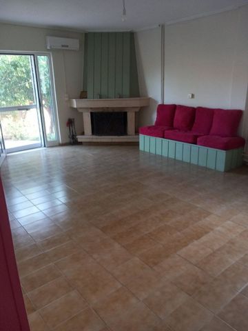 Μονοκατοικία για ενοικίαση - Φωτογραφία 3