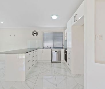 Family Home Great Location - Photo 3