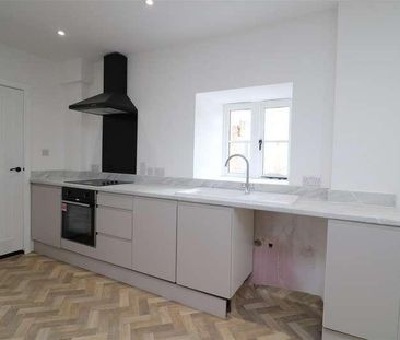 Newtown, Trowbridge, BA14 - Photo 3