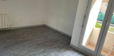 Location Appartement 1 pièce 18m² AUBIERE 63170 - Photo 2