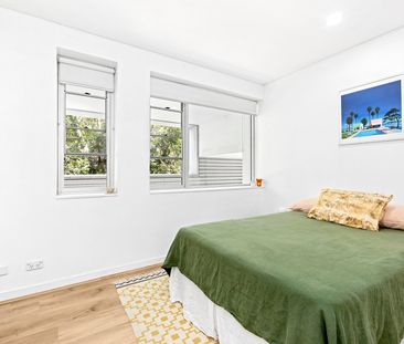 Sundrenched One Bedroom Apartment in Convenient Location - Photo 3