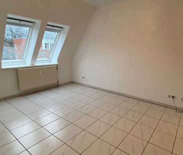 Lichtdurchflutete 2-Zimmer-Penthouse-Wohnung mit TG-Stellplatz - Foto 4