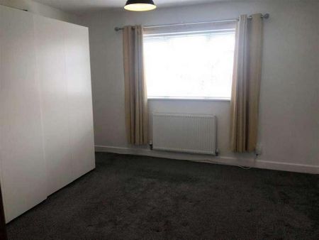 Cornishway, Woodhouse, M22 - Photo 5