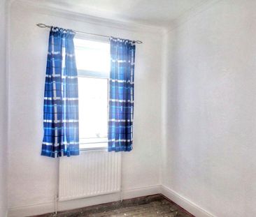 2 bed terraced house to rent in NE24 - Photo 4